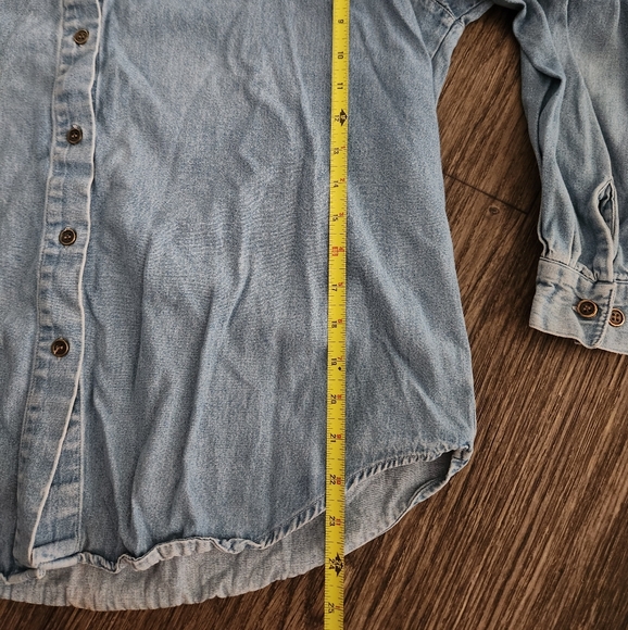 Vintage 90s Cabin Creek Embroidered Festive Holiday Horse Denim Button Up Shirt - Picture 5 of 5